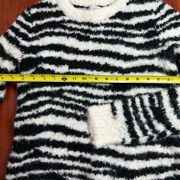 J Crew women’s boucle zebra stripe pullover sweater XS - Picture 4 of 6